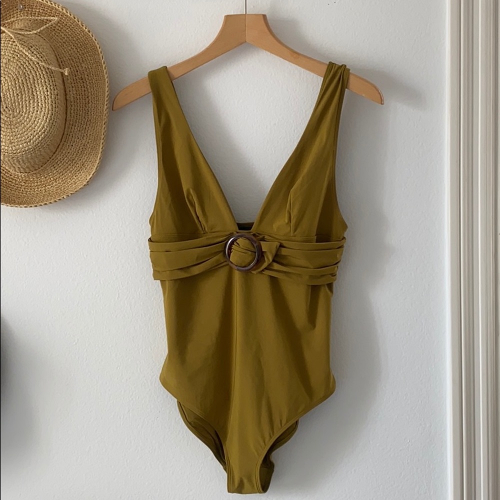 Bathing suit